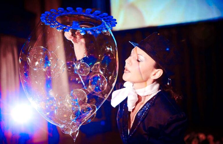 Шоу мыльных пузырей