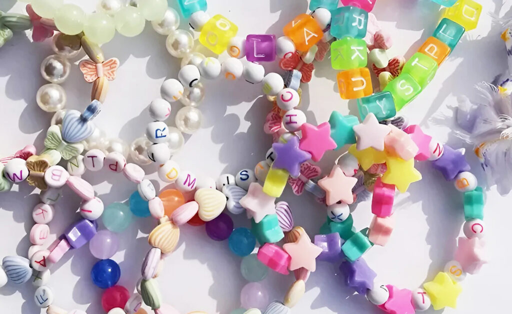 Плетение браслетов